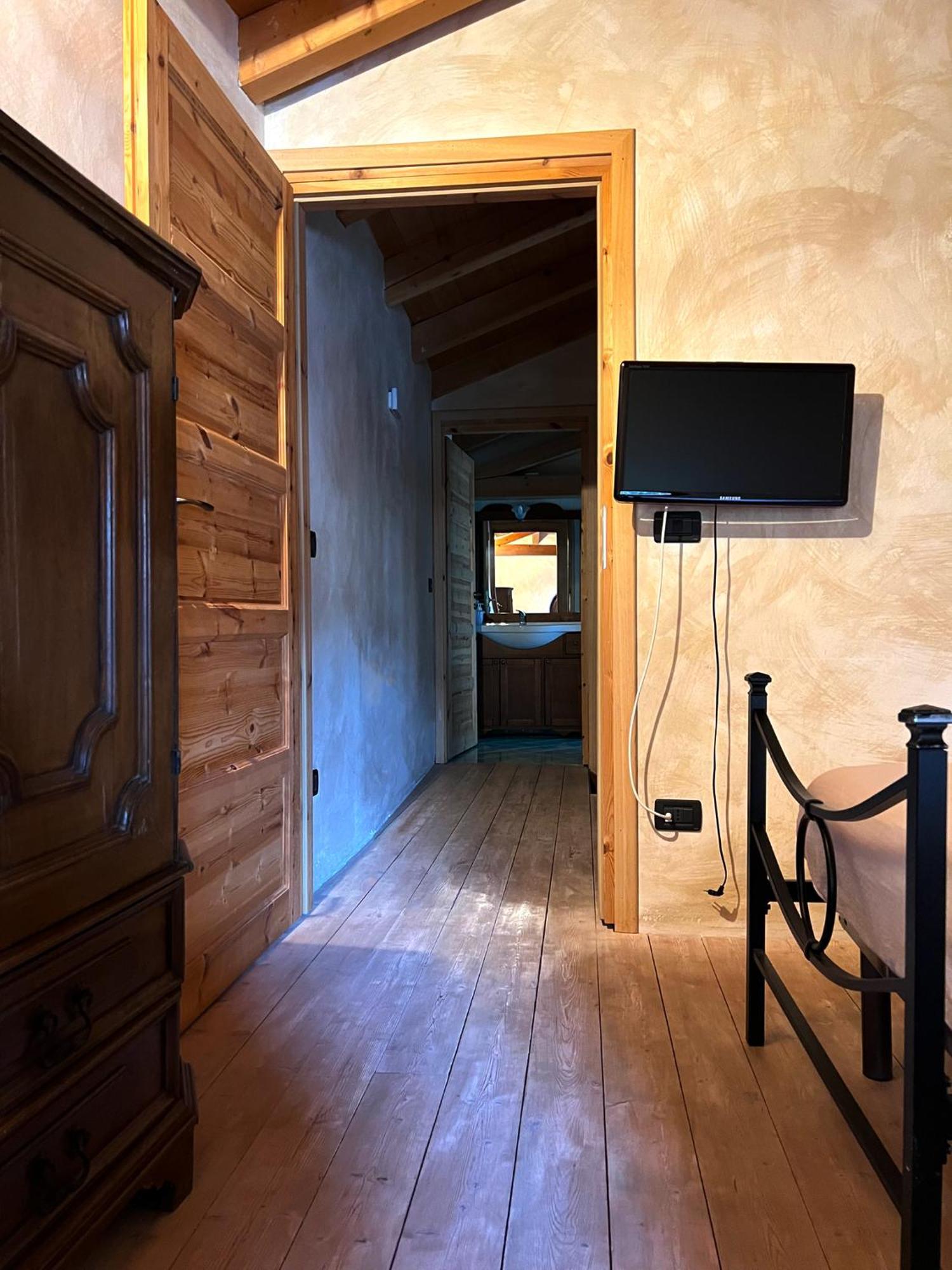 La Columbera Apartment *